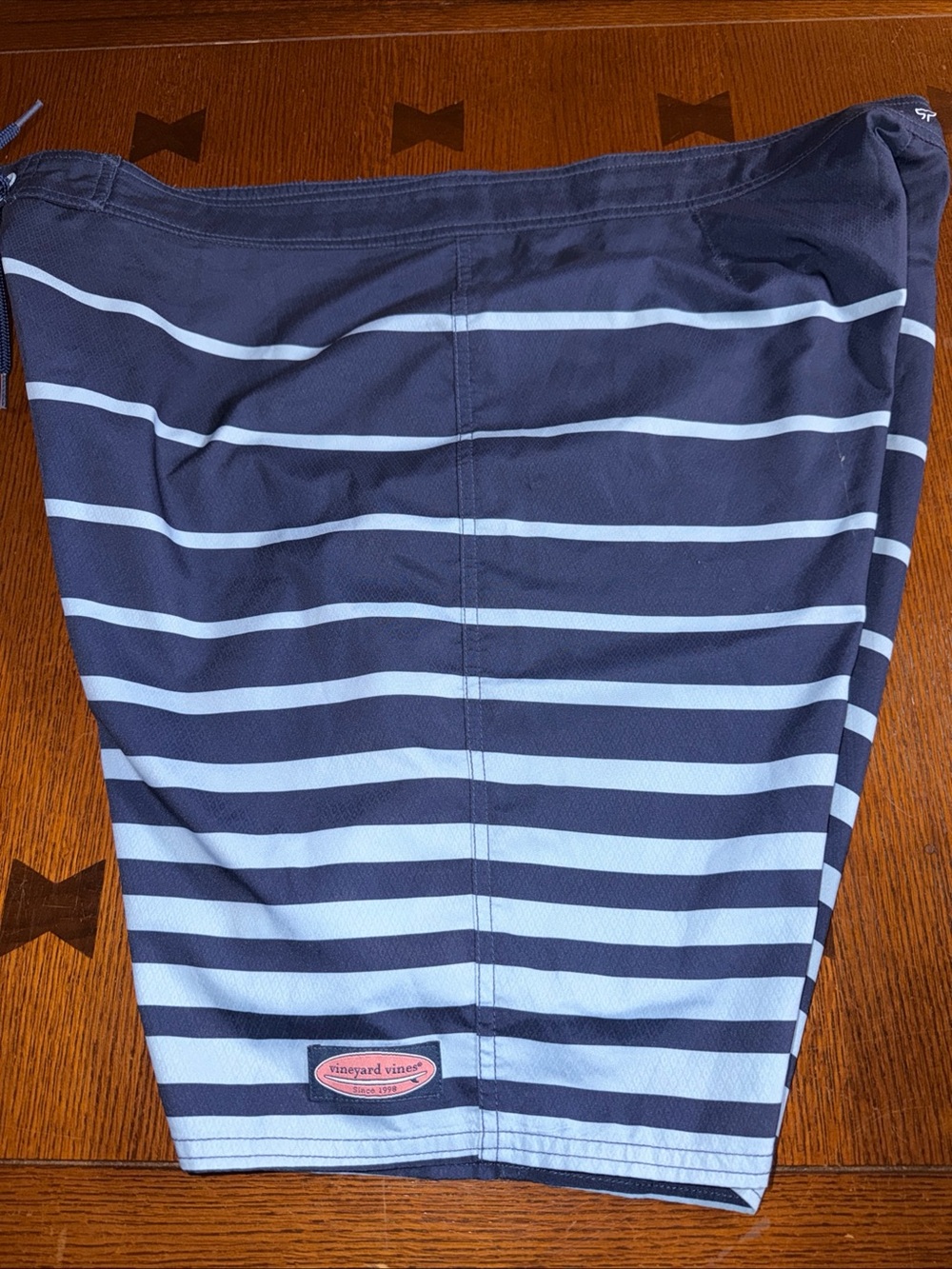 Vineyard Vines Men’s Size 42 Board Shorts
